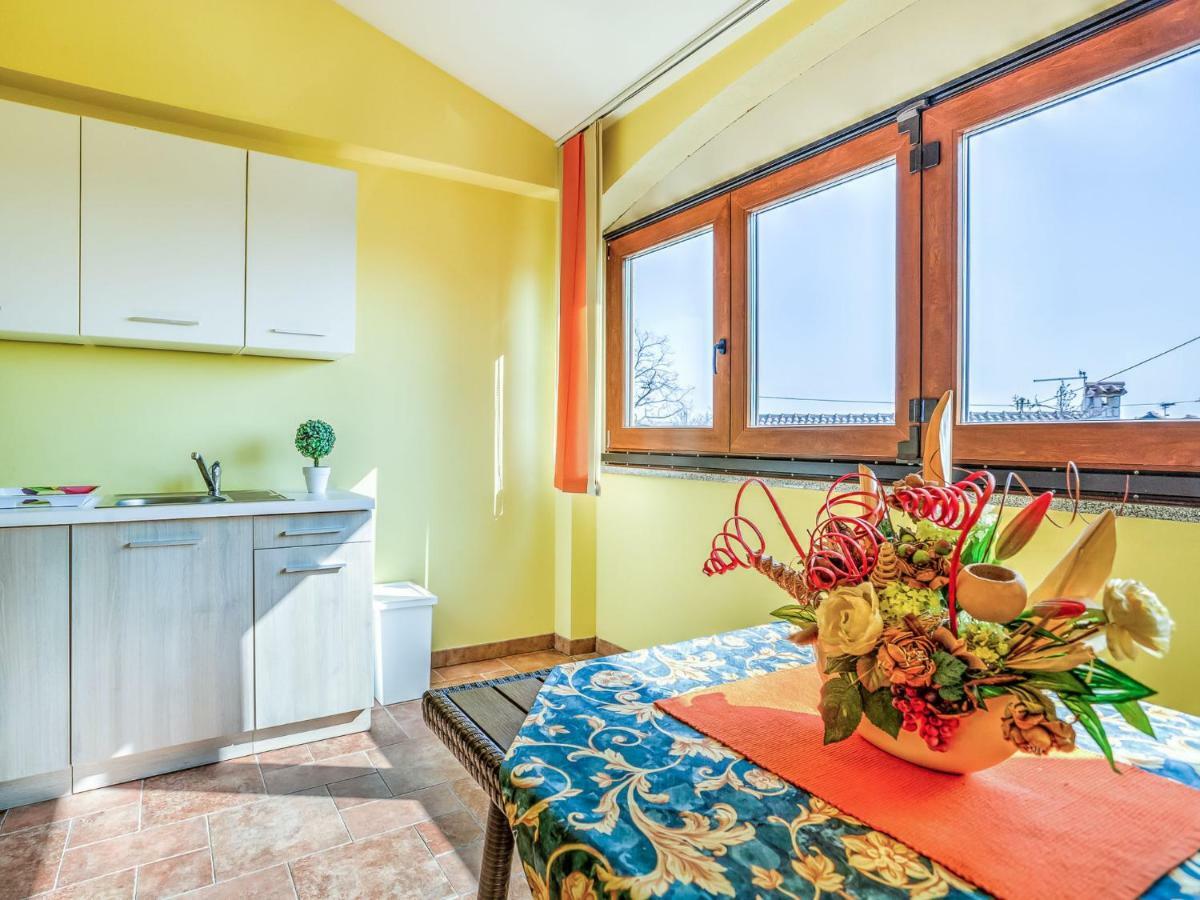 Apartment Ulika-4 Tar-Vabriga Bagian luar foto