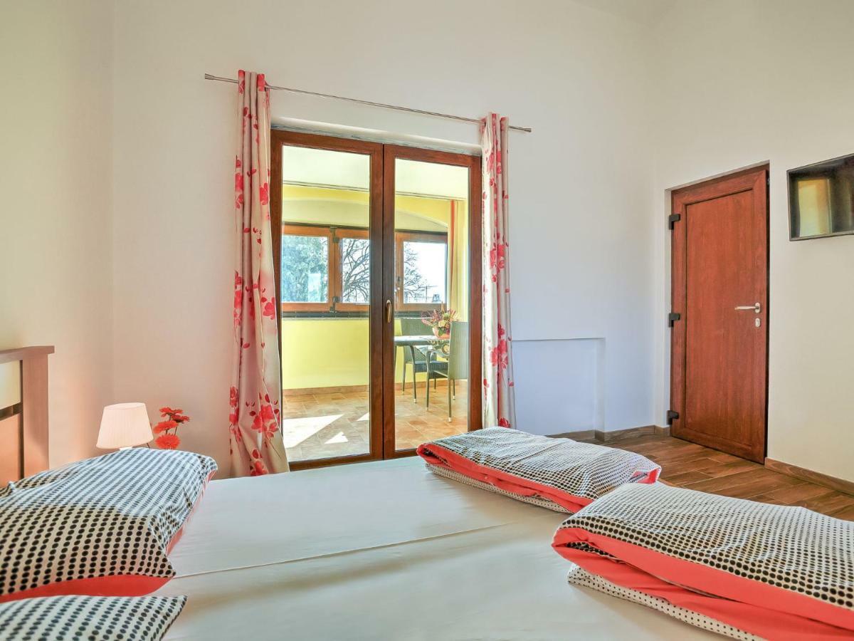 Apartment Ulika-4 Tar-Vabriga Bagian luar foto